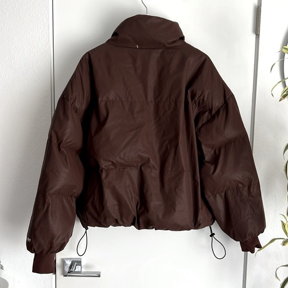 SET ACTIVE Oversized Puffer Jacket in Coco Brown - XS - Picture 5 of 9